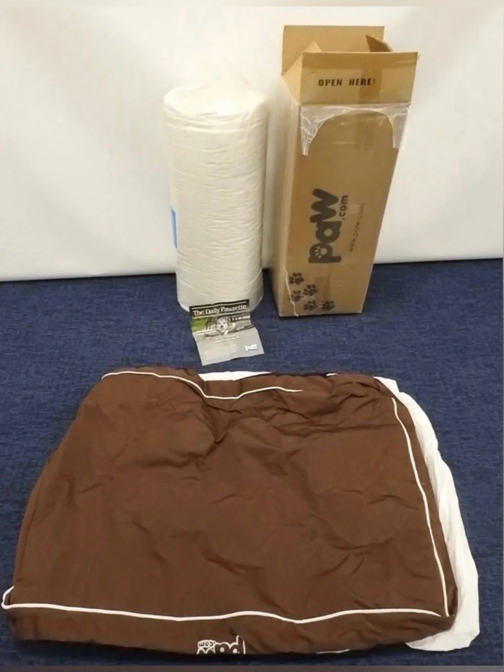 New In A Box Outdoor Dog Bed Size x -Large